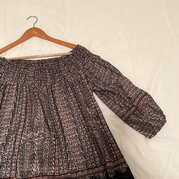ANTHROPOLOGIE SMOCKED OFF THE SHOULDER BLOUSE WITH 3/4 SLEEVES AND LACE TRIM - Picture 2 of 4